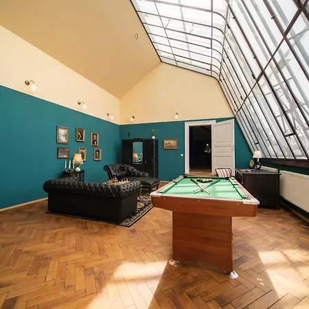 Chateau Charme - Centre Daire *